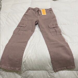 Women's Cargo Jeans in Brown